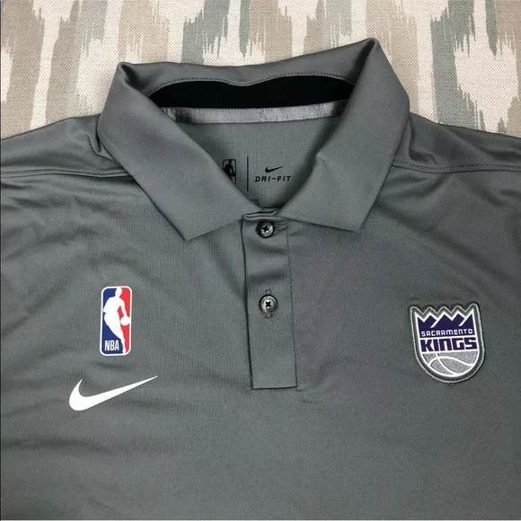 Nike NBA Sacramento Kings Mens Short Sleeve Shirt Polo Gray Size MT AV1791-002